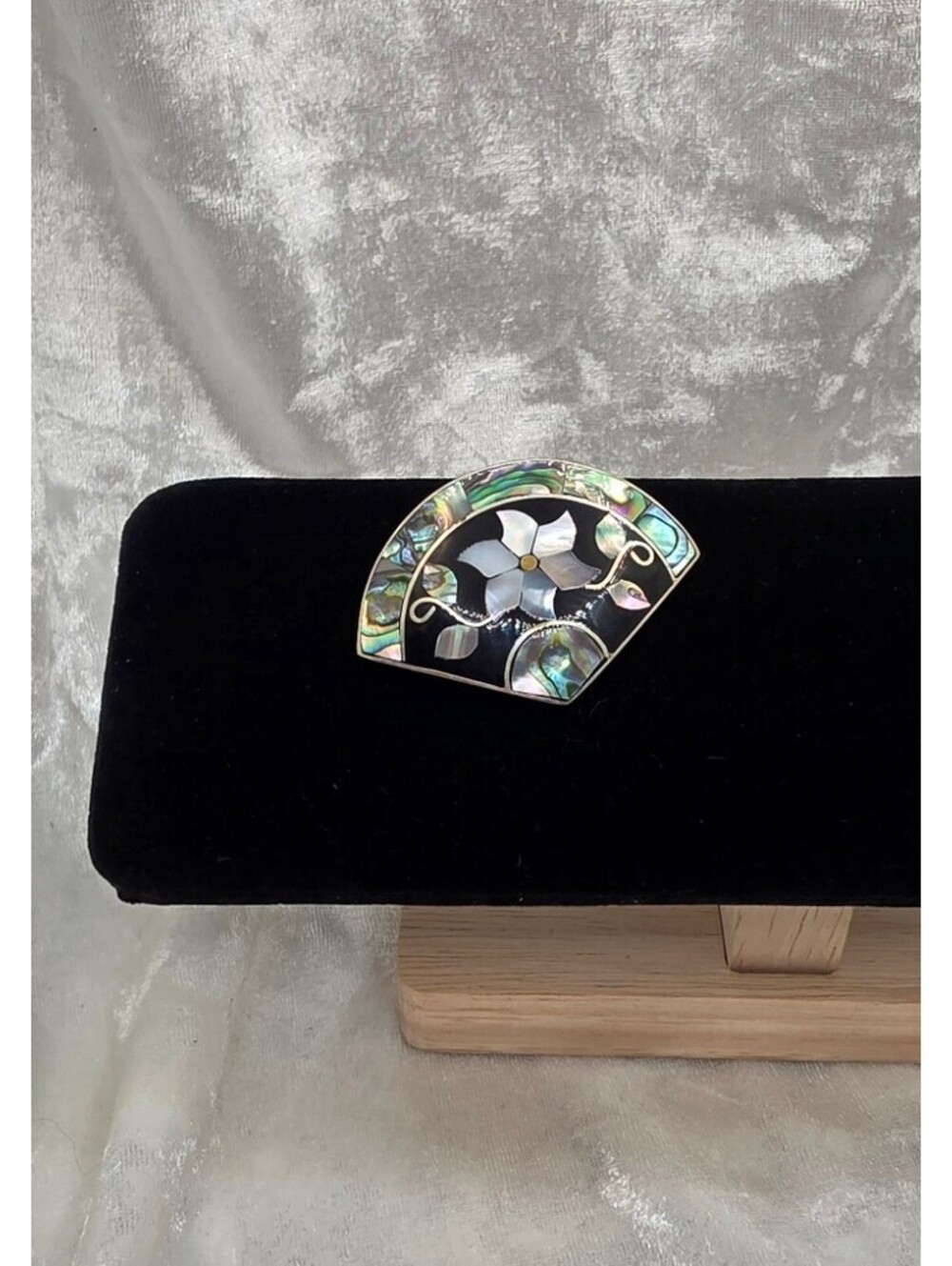 Vintage Alpaca Mexico Abalone Mother of Pearl Inlay Flower Brooch Pendant